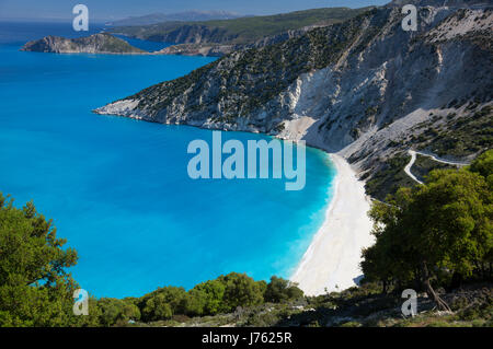 Plage de Myrtos dans la région Pylaros de Céphalonie, Grèce. Banque D'Images