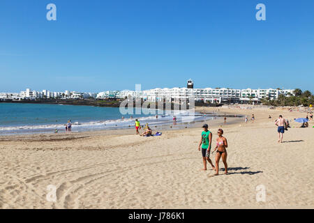 Lanzarote beach, Playa las Cucharas, Costa Teguise, Lanzarote, Canaries Europe Banque D'Images