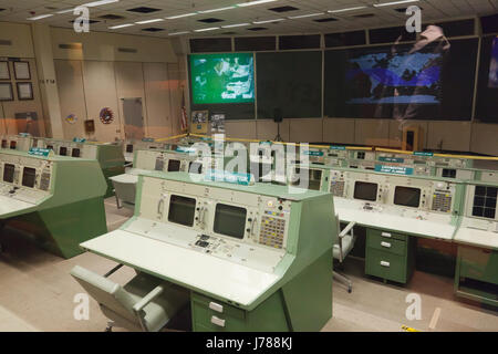 Salle de contrôle de la mission Apollo, la NASA Johnson Space Center, Houston, Texas Banque D'Images