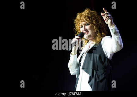 Turin, Fiorella Mannoia effectuée lors d'un concert sold out au Théâtre du Colisée, avec son tournoi 'Fighter'. La chanteuse italienne est arrivée deuxième au dernier Festival de San Remo avec la chanson "être heureux". Banque D'Images