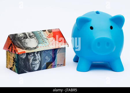 Origami australienne de l'argent Maison avec Piggy Bank Banque D'Images