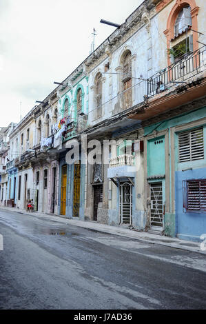 Bâtiments délabrés dans Habana Vieja (la vieille Havane) Banque D'Images