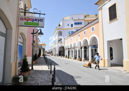 Nouveau port de plaisance, la vieille ville de Limassol, Chypre Banque D'Images