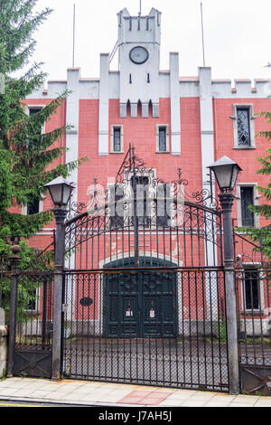 Fabrica de Armas, fabrique d'armes, 1856 dans le style classiciste, Oviedo, Asturias, Espagne Banque D'Images