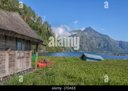 Danau Batur dans chambre d'amortissement, Bali, Indonésie, Asie Banque D'Images