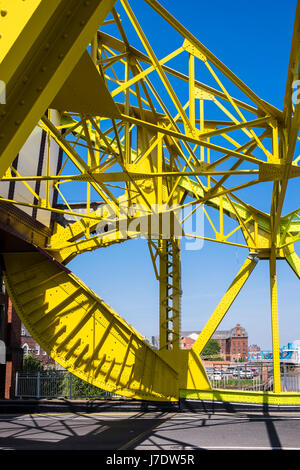 Drypool lever le pont de la rivière Hull, Kingston Upon Hull, Yorkshire, Angleterre, Royaume-Uni Banque D'Images