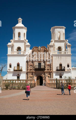 Tucson, Arizona - Mission San Xavier del Bac sur la nation Tohono O'odham. La mission a été établie l'espagnol en 1692, l'édifice actuel date Banque D'Images