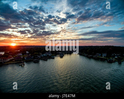 Coucher du soleil survolant un lac Texas Banque D'Images