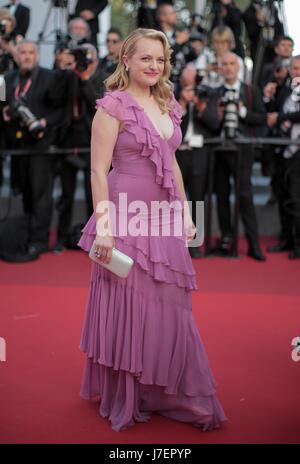 ELISABETH MOSS ACTRICE LA SÉDUISIT, PREMIERE 70ème FESTIVAL DU FILM DE CANNES, CANNES , FRANCE 24 mai 2017 DIZ100841 Banque D'Images