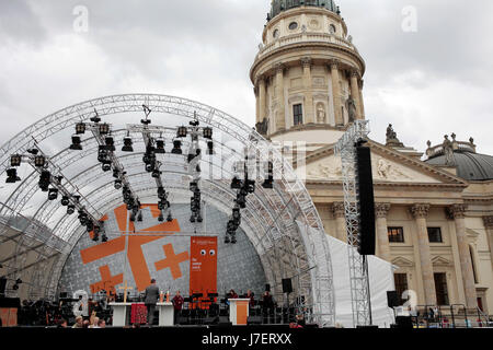 Berlin, Allemagne. 24 mai, 2017. Simon becker/le pictorium - Préparatifs pour l'assemblée générale 2017 de l'Église évangélique allemande à Berlin - 24/05/2017 - Allemagne/Berlin/Berlin - plus de 100.000 visiteurs sont attendus à la deutscher evangelischer kirchentag à Berlin cette année. crédit : le pictorium/Alamy live news Banque D'Images