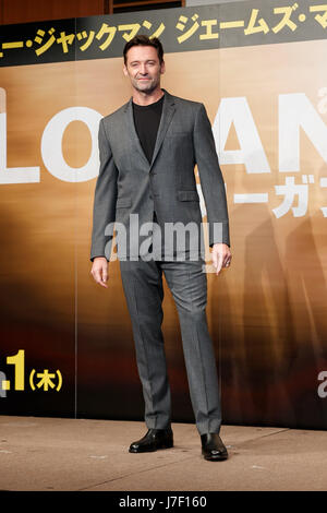 Tokyo, Japon. 25 mai, 2017. L'acteur australien Hugh Jackman pose pour les caméras au cours d'une conférence de presse pour le film Marvel Logan le 25 mai 2017, Tokyo, Japon. Jackman et directeur James Mangold a répondu aux questions des médias à l'événement. Jackman Wolverine final du film sera diffusé au Japon le 1 juin. Credit : Rodrigo Reyes Marin/AFLO/Alamy Live News Banque D'Images