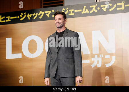 Tokyo, Japon. 25 mai, 2017. L'acteur australien Hugh Jackman pose pour les caméras au cours d'une conférence de presse pour le film Marvel Logan le 25 mai 2017, Tokyo, Japon. Jackman et directeur James Mangold a répondu aux questions des médias à l'événement. Jackman Wolverine final du film sera diffusé au Japon le 1 juin. Credit : Rodrigo Reyes Marin/AFLO/Alamy Live News Banque D'Images