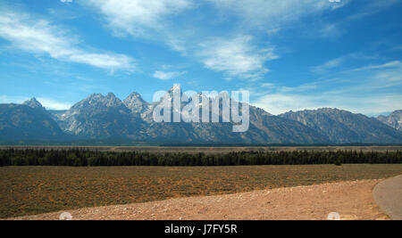 Grand Tetons Peaks vu de Glacier View Turnout in Grand Tetons National Park, au Wyoming, USA Banque D'Images