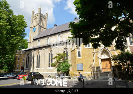 Dans l'église Holy Trinity Brompton, Kensington, Londres Banque D'Images