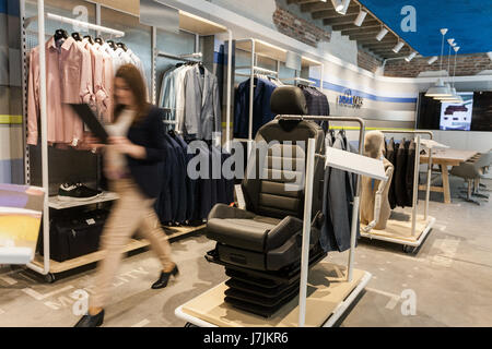Prévenir LABS store dans le centre de Sarajevo. Banque D'Images