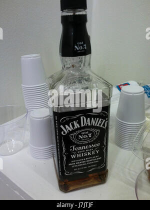 Une bouteille de Jack Daniel's Old n°7 Tennessee whiskey Sour Mash lors d'une fête à New York le Mercredi, Mai 17, 2017. (© Richard B. Levine) Banque D'Images