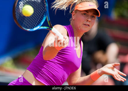 Nuremberg, Allemagne. 25 mai, 2017. Carina Witthöft Krejcikova de jouer contre l'Allemagne de la République tchèque en quart de finale du tournoi de tennis WTA à Nuremberg, Allemagne, 25 mai 2017. Photo : Daniel Karmann/dpa/Alamy Live News Banque D'Images