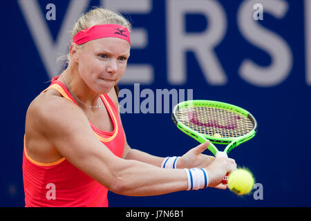 Nuremberg, Allemagne. 25 mai, 2017. Kiki Bertens des Pays-Bas jouant contre Alison Riske des USA en quart de finale du tournoi de tennis WTA à Nuremberg, Allemagne, 25 mai 2017. Photo : Daniel Karmann/dpa/Alamy Live News Banque D'Images