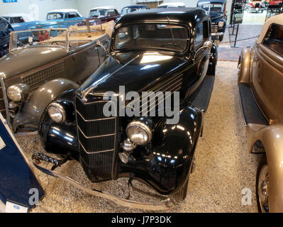 1935 Ford 770 pic1 Banque D'Images