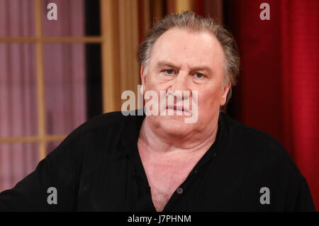 Gérard Depardieu apparaît sur Danse avec les Stars Italia avec : Gerard Depardieu Où : Rome, Italie Quand : 22 Avr 2017 Crédit : IPA/WENN.com **Uniquement disponible pour publication au Royaume-Uni, USA, Allemagne, Autriche, Suisse** Banque D'Images