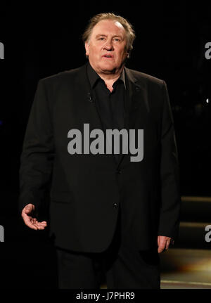 Gérard Depardieu apparaît sur Danse avec les Stars Italia avec : Gerard Depardieu Où : Rome, Italie Quand : 22 Avr 2017 Crédit : IPA/WENN.com **Uniquement disponible pour publication au Royaume-Uni, USA, Allemagne, Autriche, Suisse** Banque D'Images