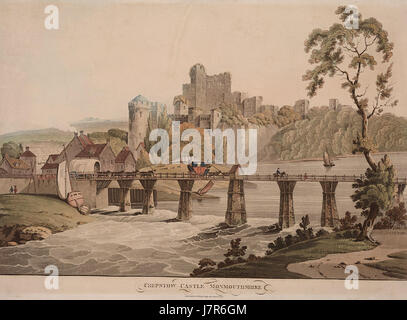 Le château de Chepstow est une forteresse historique située dans le Monmouthshire, au pays de Galles. Il est l'un des plus anciens châteaux de pierre survivants en Grande-Bretagne, construit au 11ème siècle. L'emplacement stratégique du château au bord de la rivière Wye offre des vues pittoresques et reflète l'histoire de l'architecture militaire normande. Banque D'Images