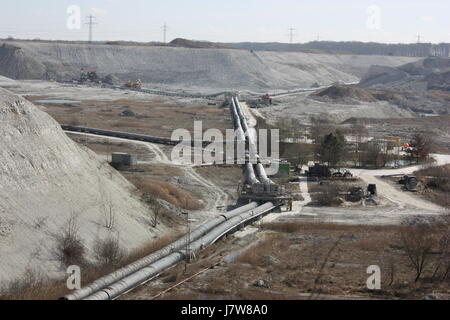 Travaux publics béton ciment matériaux de construction matériaux de construction pit pit68 attention Banque D'Images