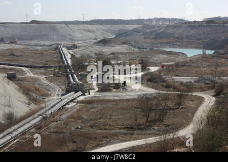 Travaux publics béton ciment matériaux de construction matériaux de construction pit pit68 attention Banque D'Images