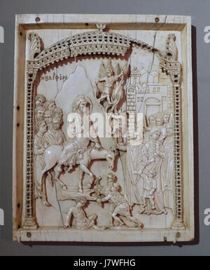 Panneau central d'un triptyque avec l'entrée du Christ à Jérusalem, Constantinople, 10e siècle, de l'ivoire Musée Bode DSC03499 Banque D'Images