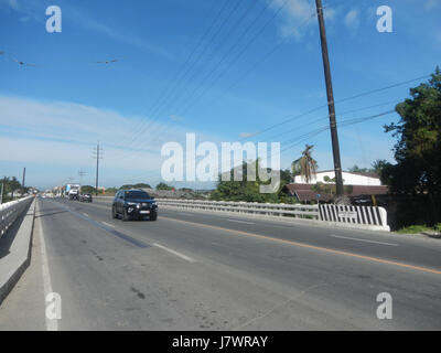 09889 Santa Maria Bulacan Pont 11 Lalakhan La route de contournement de Santa Clara Santa Maria River Banque D'Images