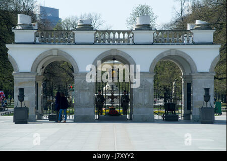 Tombe du Soldat inconnu, Joseph Place Pilsudski à Varsovie, Pologne, 4 avril 2017 © Wojciech Strozyk / Alamy Stock Photo Banque D'Images