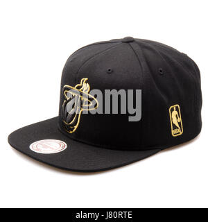 Mitchell & Ness noir et l'or Miami Heat Cap Banque D'Images