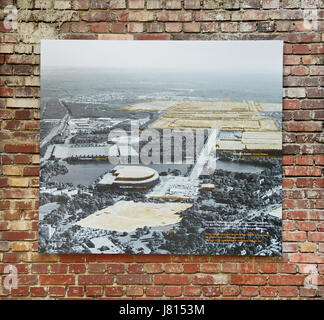 Allemagne, Bavière, Nuremberg, Kongresshalle ou Salle des Congrès, Centre de Documentation, vieille photo du parti Nazi Motifs Rallye Banque D'Images