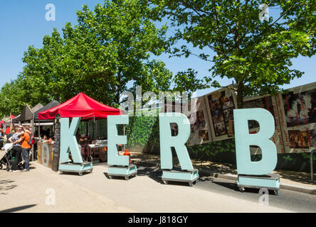 Marché alimentaire rue trottoir sur le Boulevard Kings, King's Cross, Londres, Angleterre, Royaume-Uni Banque D'Images