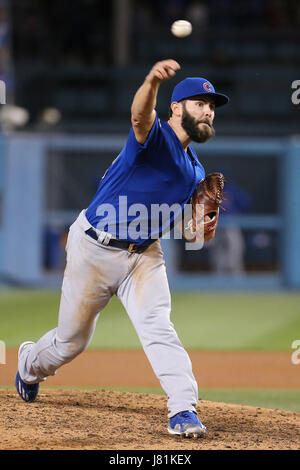 Los Angeles, CA, USA. 26 mai, 2017. Le lanceur partant des Cubs de Chicago Jake Arrieta # 49 rend l'étoile pour les oursons dans le jeu entre les Cubs de Chicago et les Dodgers de Los Angeles, le Dodger Stadium à Los Angeles, CA. Peter Renner and Co /CSM/Alamy Live News Banque D'Images