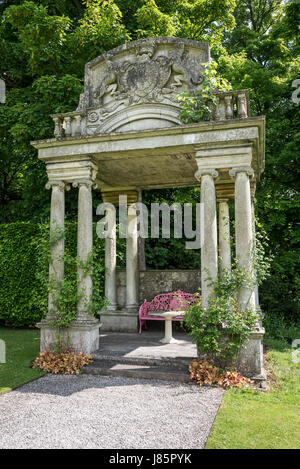 Les jardins de l'hôtel de Thornbridge près de Great Longstone, Derbyshire, Angleterre. Banque D'Images