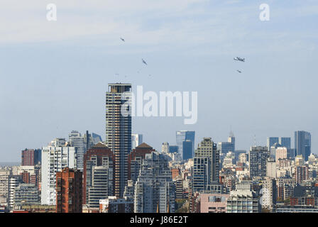 Buenos Aires, Argentine - 27 mai 2017 : Argentine Air Force pendant les célébrations du 207e anniversaire de la Révolution de mai à Buenos Aires. Banque D'Images