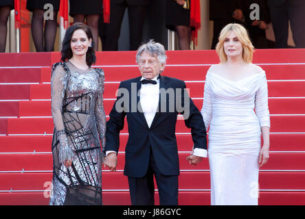 Cannes, France. 27 mai, 2017. Eva Green, directeur Roman Polanski et Emmanuelle Seigner à basé sur une histoire vraie (D'après une histoire vraie) projection de gala à la 70e édition du Festival de Cannes Samedi 27 mai 2017, Cannes, France. Crédit photo : Doreen Kennedy/Alamy Live News Banque D'Images