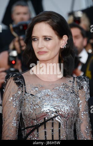 Cannes, France. 27 mai, 2017. Eva Green assiste à la "basé sur une histoire vraie' le dépistage au cours de la 70e assemblée annuelle du Festival du Film de Cannes au Palais des Festivals le 27 mai 2017 à Cannes, France. Credit : Frederick Injimbert/ZUMA/Alamy Fil Live News Banque D'Images