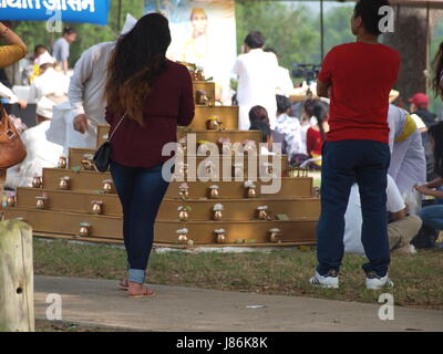 Dallas, USA. 27 mai, 2017. 4e Conférence annuelle (KhibekwaYakwas Ladhungsemisewa), s'est tenue à White Rock Lake's flag Pole Hill House logement organisé par la société Kirat Texas pour la religion et de la culture, de l'USA. Il est maintenant un événement annuel par l'organisme communautaire Kirat d'Amérique. Credit : dallaspaparazzo/Alamy Live News Banque D'Images