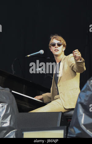 Southampton, UK. 27 mai, 2017. Tom Odell apparaissant à Southampton Common People Crédit : Stuart Walker/ Alamy Live News Banque D'Images