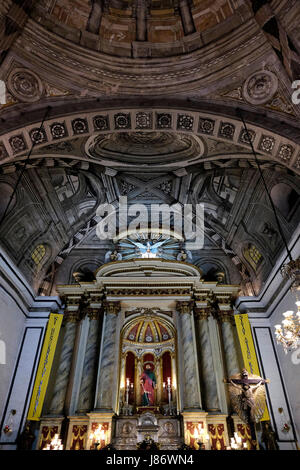 Intérieur de l'Église catholique Eglise San Agustin ou Iglesia de la Inmaculada Concepcion de Maria de San Agustin situé situé à l'intérieur de la ville fortifiée historique de Manille appelée Intramuros dans la ville de Manille, capitale des Philippines Banque D'Images