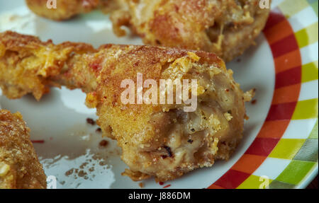 Backhendl - Wiener croustillant de poulet frit.Une cuisine viennoise Banque D'Images