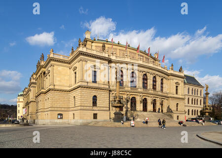 Le Rudolfinum de Prague Banque D'Images