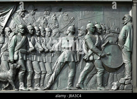 L'allégement de bronze colonne de la victoire de la guerre franco-allemande Banque D'Images