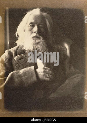 La photographie de Charles Hay Cameron par Julia Margaret Cameron, prise en 1864, illustre son style photographique distinct. Connu pour ses portraits, le travail de Cameron a capturé la profondeur émotionnelle de ses sujets. Banque D'Images