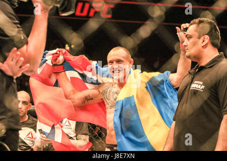 Ericsson Globe, Stockholm, Suède. 28 mai, 2017. Jack Nicholson Hermansson bat Alex lors de l'UFC Fight Night Crédit : Stockholm Dan Cooke/ Alamy Live News Banque D'Images