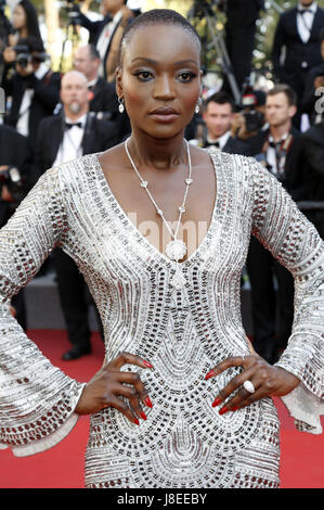 Cannes, Frankreich. 28 mai, 2017. Miriam Odemba assister à la fermeture de nuit du 70 Festival du Film de Cannes au Palais des Festivals le 28 mai 2017à Cannes, France | Verwendung weltweit/alliance photo Credit : dpa/Alamy Live News Banque D'Images