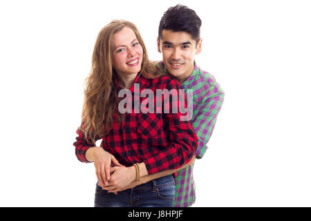 Jeune couple en chemises à carreaux Banque D'Images