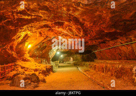 Intérieur de la mine de sel de Khewra, Khewra, Punjab, Pakistan Banque D'Images